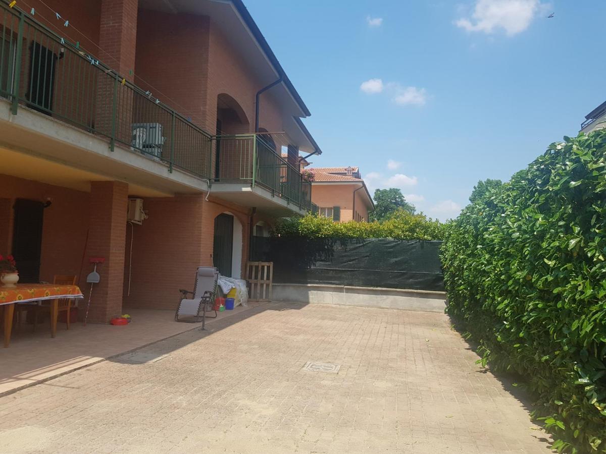 La Quercia Fiorita Hotell Trivolzio Eksteriør bilde