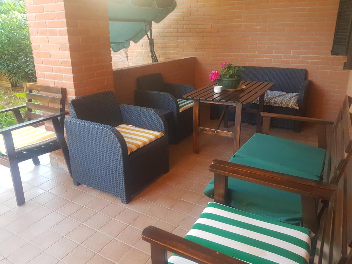 La Quercia Fiorita Hotell Trivolzio Eksteriør bilde