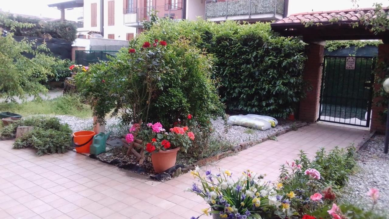 La Quercia Fiorita Hotell Trivolzio Eksteriør bilde